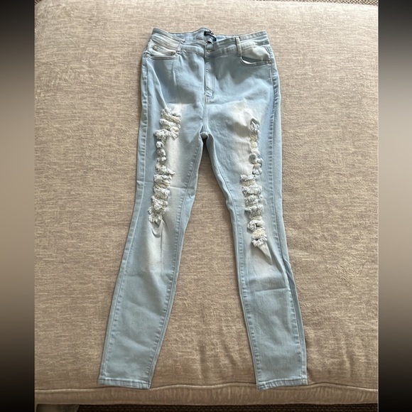 Fashion Nova Jeans - Picture 1 of 2